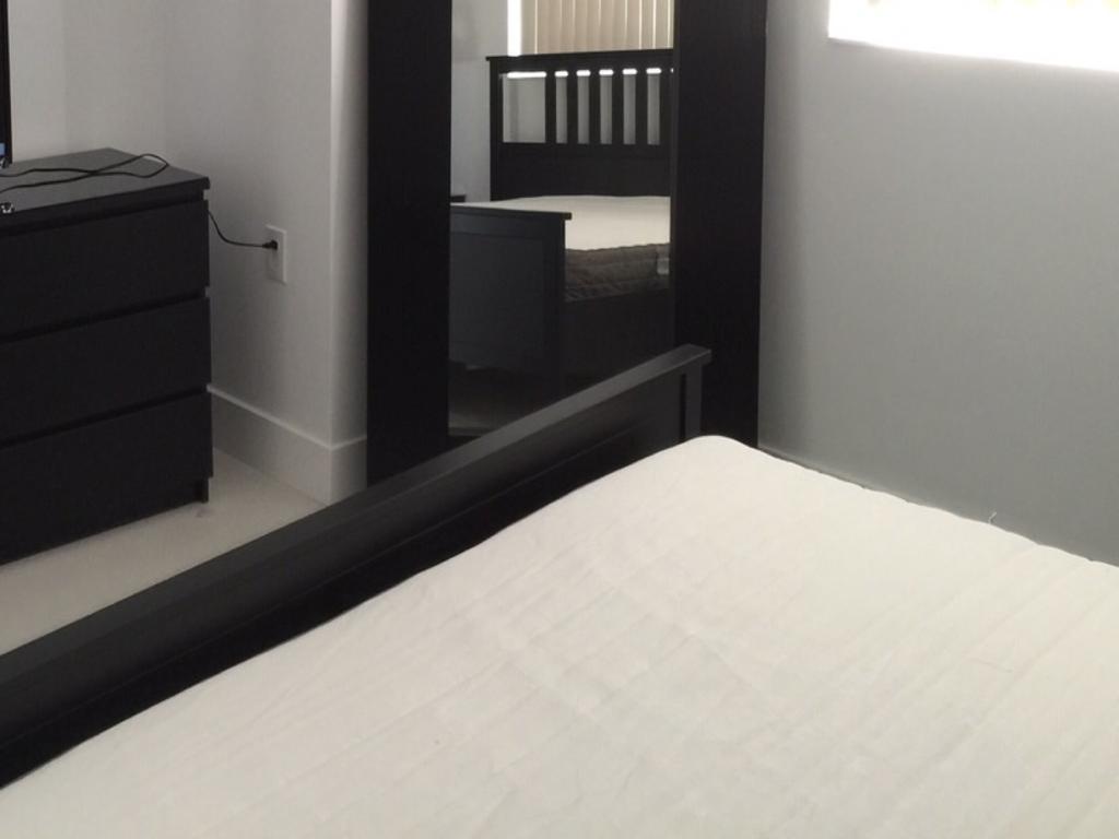 Luna Paradise By The Sea Aparthotel Lauderdale-by-the-Sea Bilik gambar