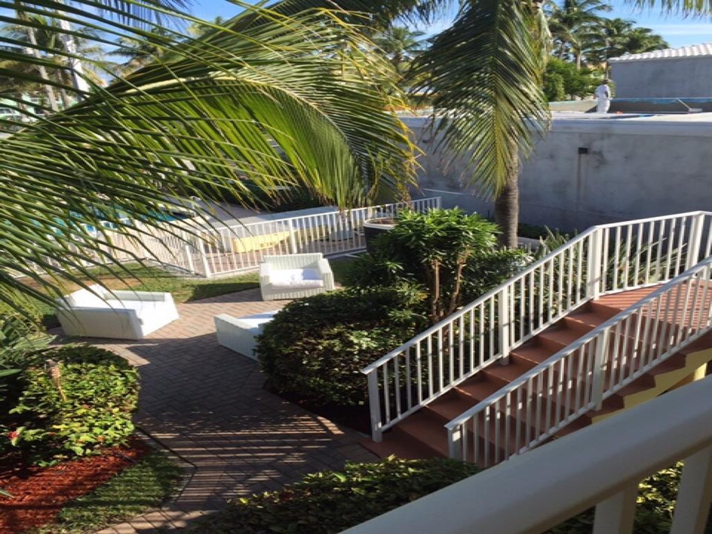 Luna Paradise By The Sea Aparthotel Lauderdale-by-the-Sea Luaran gambar